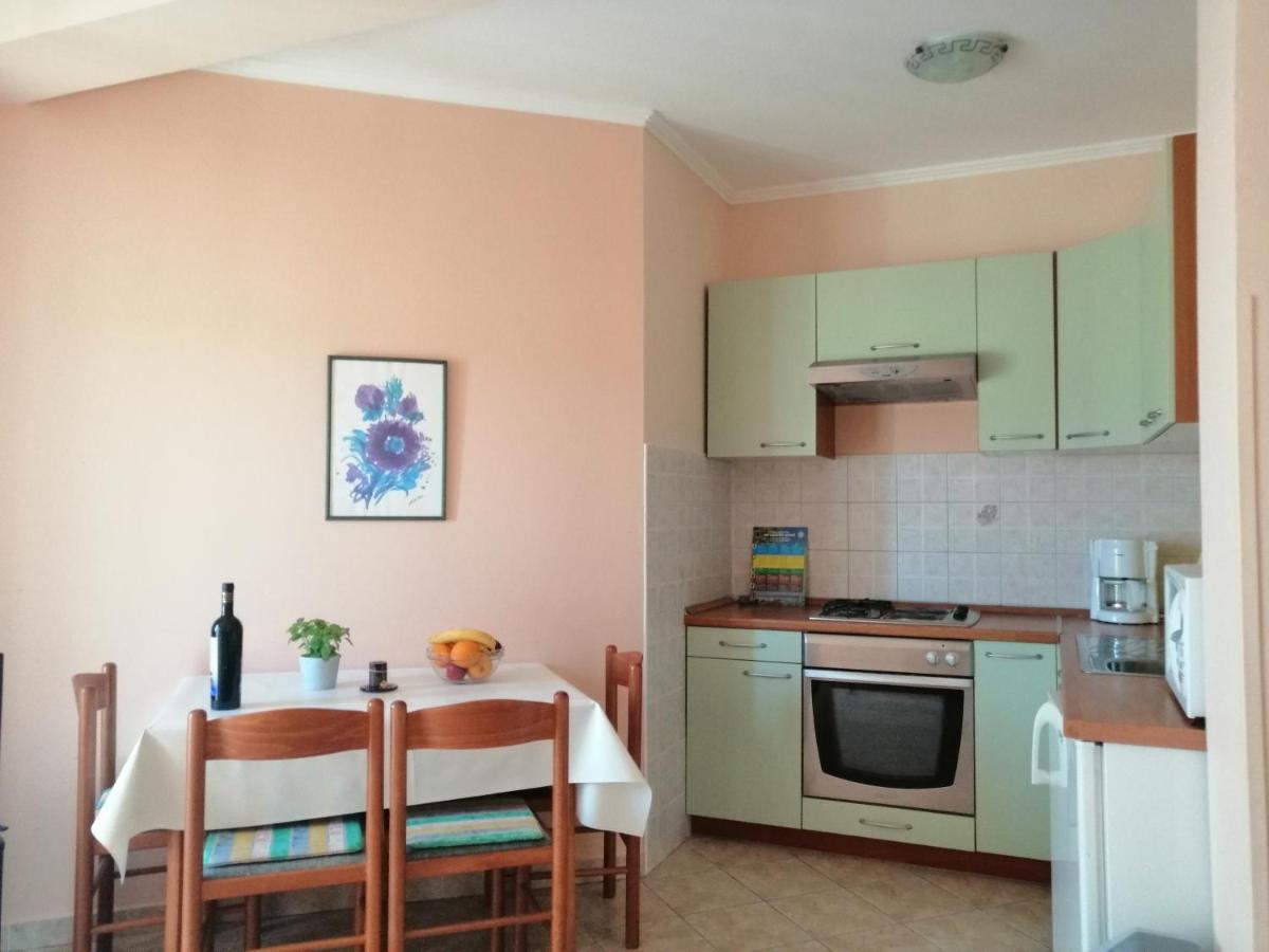 Apartments Fafandjel Rab Town Exterior foto